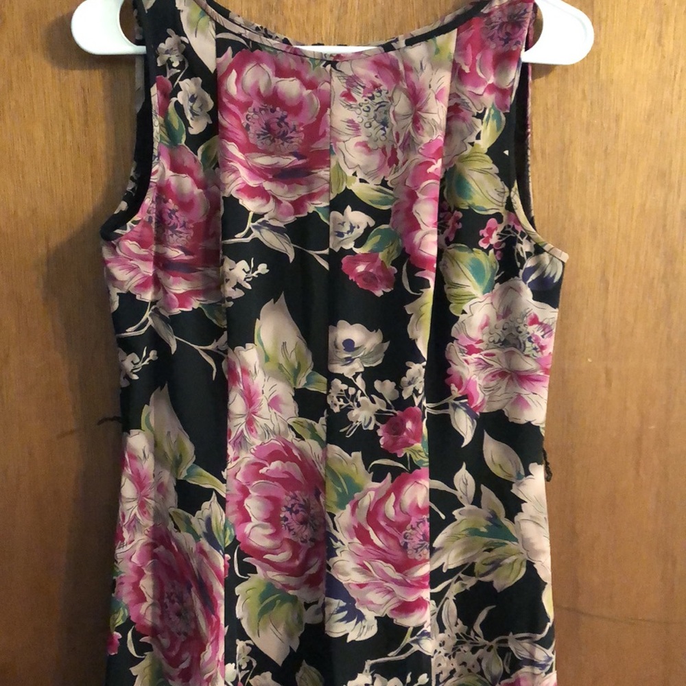 Dress - Picture 2 of 6